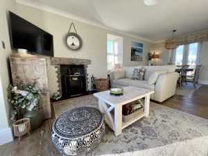 Living Room- click for photo gallery